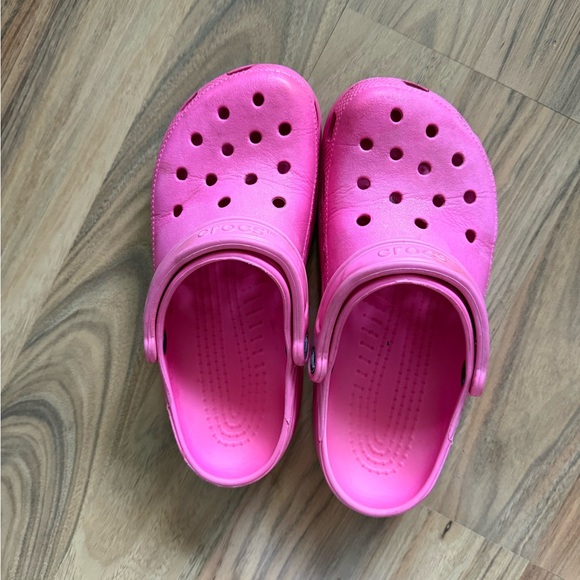 Pink Crocs - Picture 4 of 5